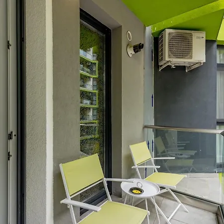 Apartament Onix & Pool 26 *