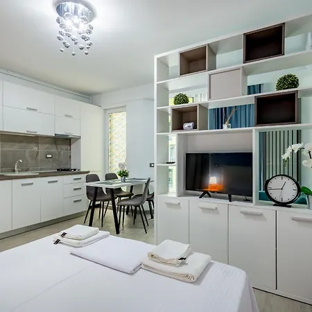 Onix & Pool 26 Apartment *